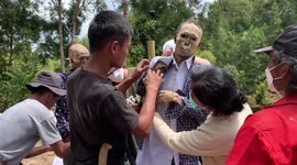 The Living Dead: How The Toraja People Of Indonesia Honor Their Deceased During  Ma'nene' Rituals