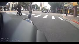 Brutal accident: high speed head-on collision as two mopeds crash