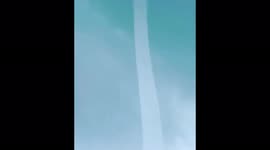 Scary moment large waterspout lands onshore in Redington Beach, Florida