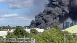 Shocking footage shows plumes of smoke rising from building in West Bromwich, UK