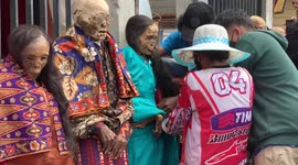 The Living Dead: How The Toraja People Of Indonesia Honor Their Deceased During  Ma'nene' Rituals