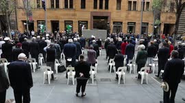 Minute's silence and national anthem for Australian dead on Vietnam Veterans' Day at the Cenotaph in Sydney