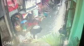 Time-lapse footage shows water rapidly rising during Tropical Storm Ma On in the Philippines