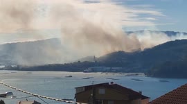 Spain: Forest Fire Breaks Out In Moaña, Galicia 4