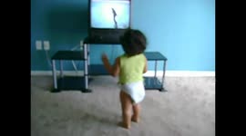 Baby Loves to Dance