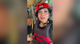 Aussie tourist's hilarious reaction after eating Filipino street food made of animal intestines