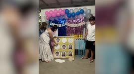 Parents reveal their firstborn baby's gender through amusing tic tac toe game