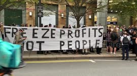 Londonders prrotest against energy price hikes outside OFGEM