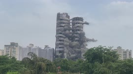 Watch moment India’s Supertech twin towers are demolished
