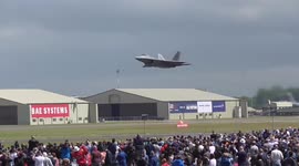 F-22 Raptor performs an incredible vertical takeoff at military air show in Newport, England.