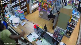 Robber messes with wrong shopkeeper - a former police officer armed with a bottle of vodka