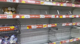Supermarket shelves emptied as Japan braces for Typhoon Hinnamnor