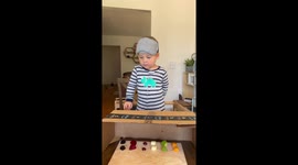 Clever kid identifies his favourite fruit in this wholesome clip