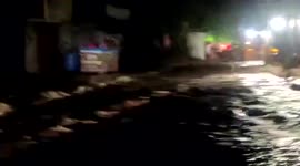 Locals get trapped riverside after heavy rainfall inundates western India, rescued