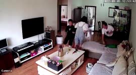 Family panicked as 6.8-magnitude earthquake shakes southern China