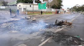 Taxi violence brings Hout Bay to a standstill