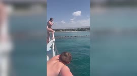'I lost my Apple watch in the sea on holiday - snorkeler found it a week later and it still works'