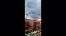 Massive smoke cloud after fire breaks out at hazardous waste disposal plant in Milan