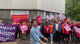 CWU general secretary Dave Ward joins the Royal Mail strike action in Camden, London