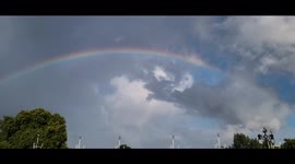 Closer look at majestic rainbow that passed right next to Buckingham Palace moments before Queen Elizabeth announced dead