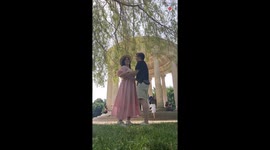 'Man surprises girlfriend with a lovely proposal in front of the Temple of Love in Versailles'