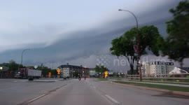 Shelf cloud over major city