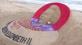 Sand Artist Pays Heartfelt Tribute to Her Majesty Queen Elizabath II