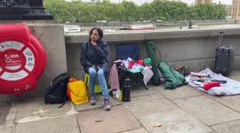 Mourners begin queuing day ahead of Queen's lying-in-state in London