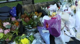 Messages of condolence for the Queen outside Government House, Sydney, Australia