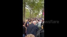 People waiting for Queen Elizabeth’s II procession in London, UK