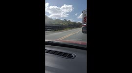 A trip i took to change my car tires here we started the recordings of the videos that we are going to make available here, in a good barte of the trip we were right behind this truck