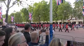UK: Throngs Of People Flock The Route To Westminster Hall To Catch Glimpse Of Queen’s Procession 5