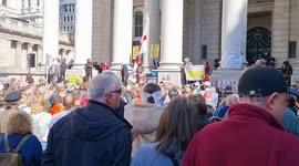 Man detained at David Icke protests at Bank of England in London