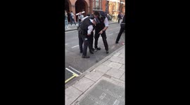 Male stopped and searched in Oxford street London and found with a lock knife part 1