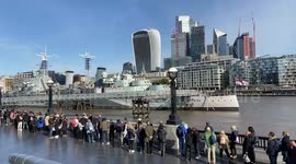Thousands queue patiently for hours in last chance to see the Queen's coffin before funeral