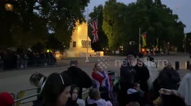 Mourners gather before sunrise on Horse Guards Parade for Queen’s funeral