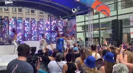 Lizzo Performs on the Today Show in New York City