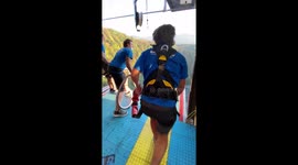 Adventure-lover slaps fear in the face by bungee jumping off a high bridge