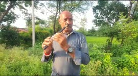 Unique Talent - A man in Chattisgarh plays flute with his nose