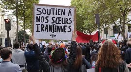 Mahsa Amini: Hundreds rally in Paris to denounce Iranian regime on Sunday