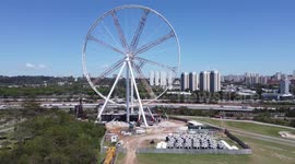Ferris wheel completes a circle in São Paulo, Brazil