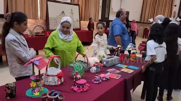 Children in Gaza recycle waste to create art