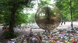 Queens floral tributes in Green Park on the last day of official national mourning in the UK