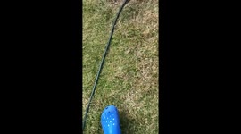 HILARIOUS! Dad gets one over on his toddler with classic water prank