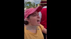 'Looking for the MOST beautiful woman': Woman brutally roasted by Disney World's Gaston