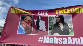 Thousands of Mahsa Amini protesters pack Trafalgar Square