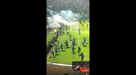 Indonesia: At least 174 dead in stampede after football match