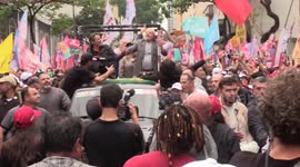 Candidate Lula da Silva marches in last push for Brazil election