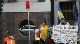Ukrainians continue protest activity at Amnesty International in Australia following release of report, which blames them