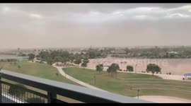 Massive dust storm slams Phoenix, leaves thousands without power